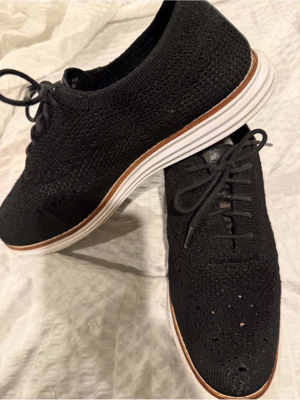 Women’s Black Knit Lace-Up Casual Shoes
